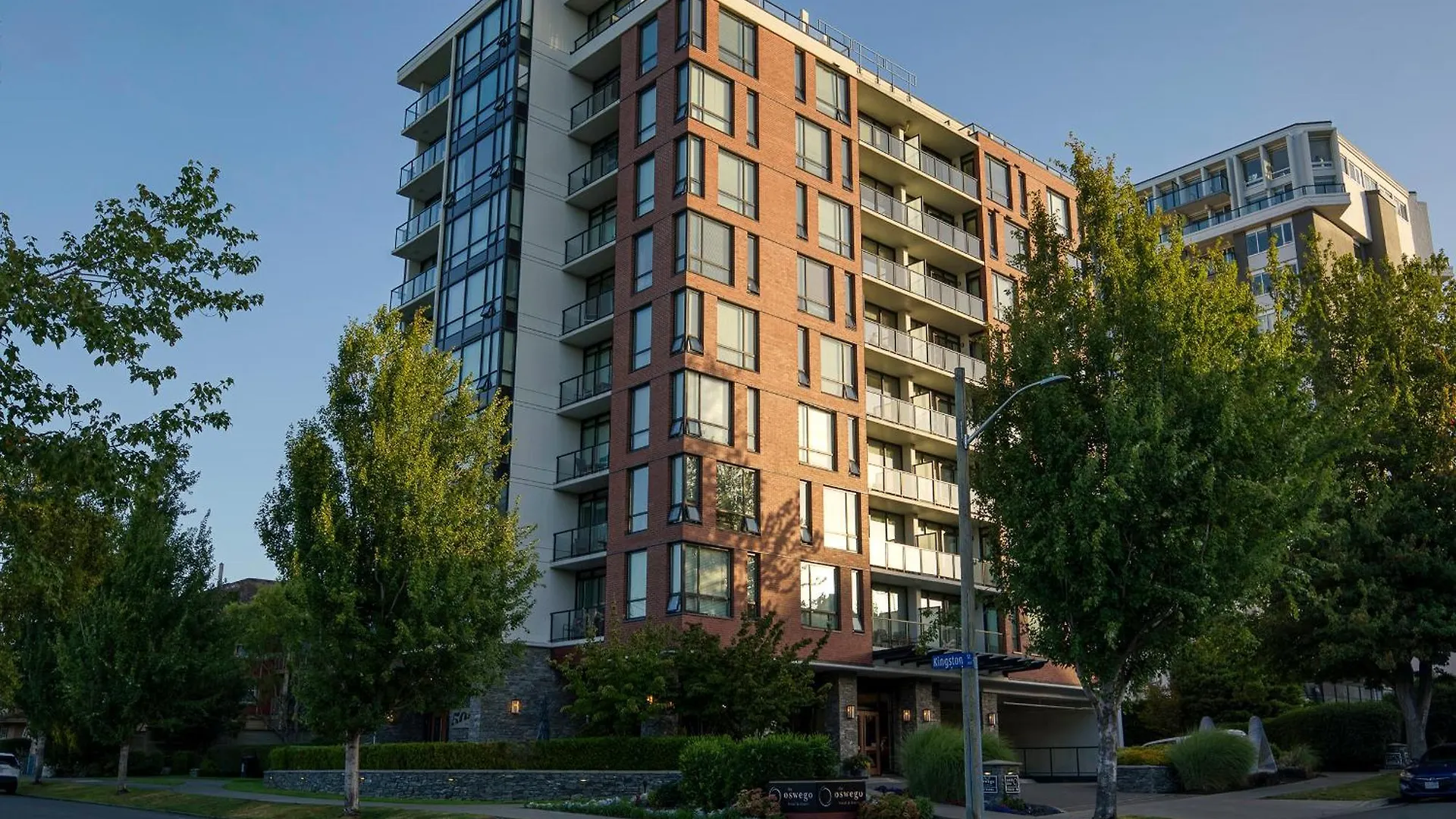 Oswego Hotel Victoria