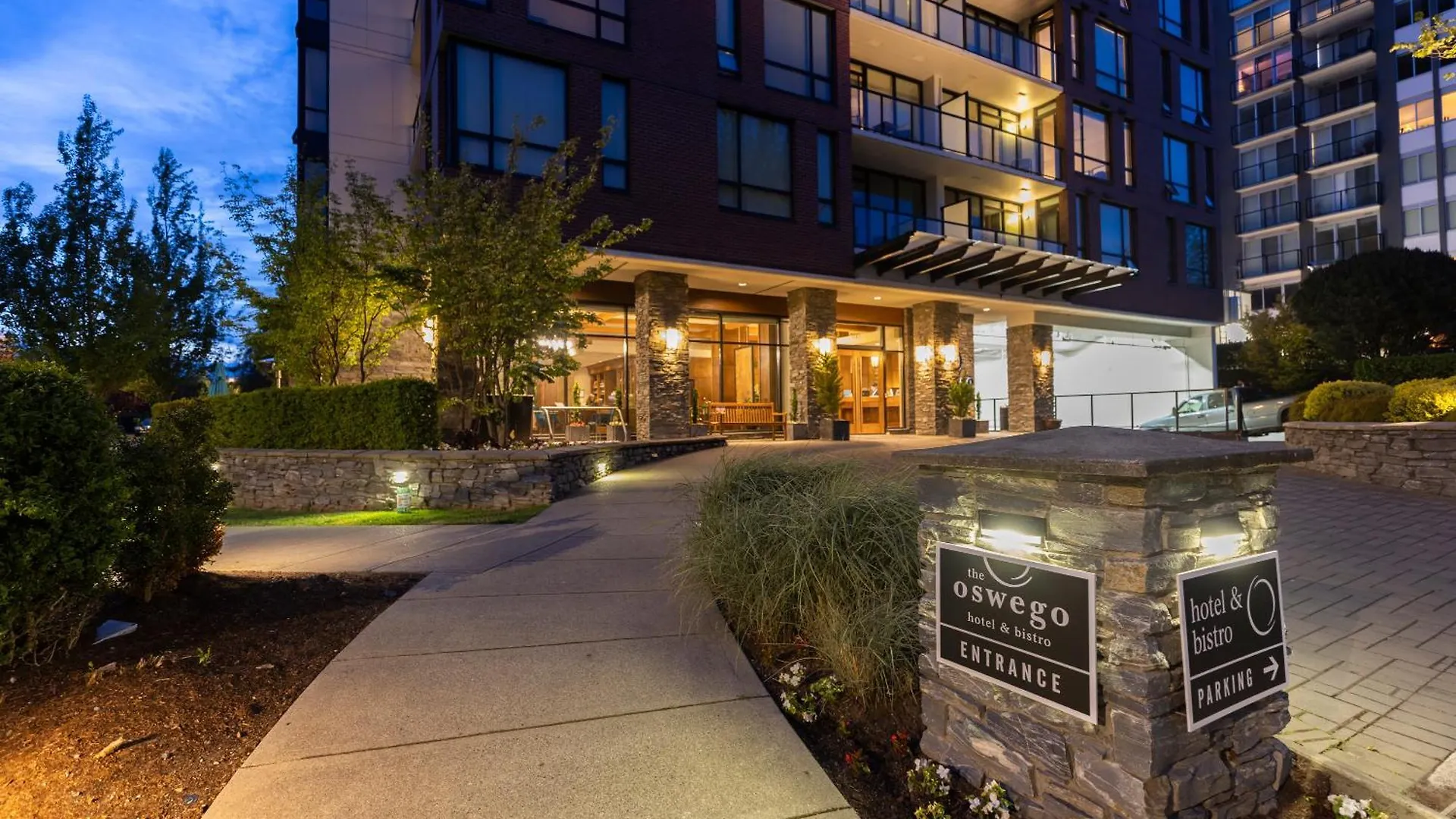 Oswego Hotel Victoria